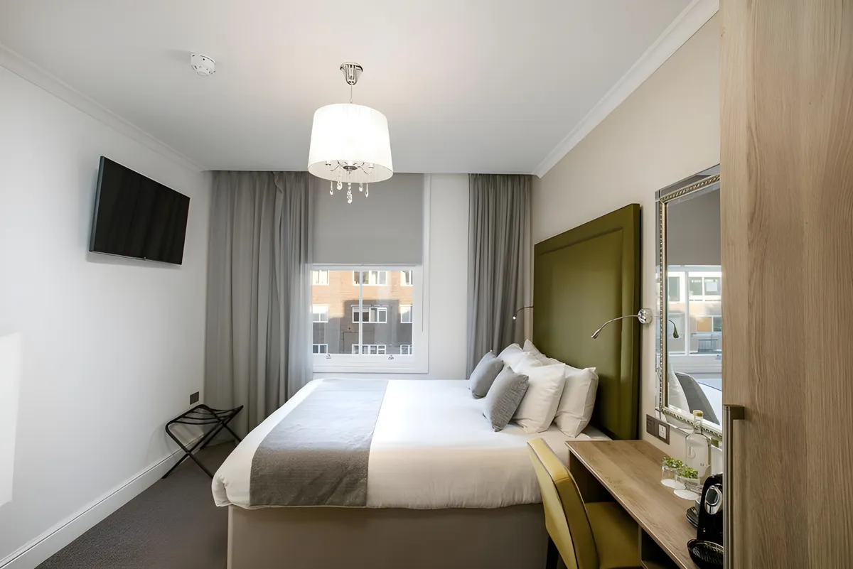 The Porchester Hotel